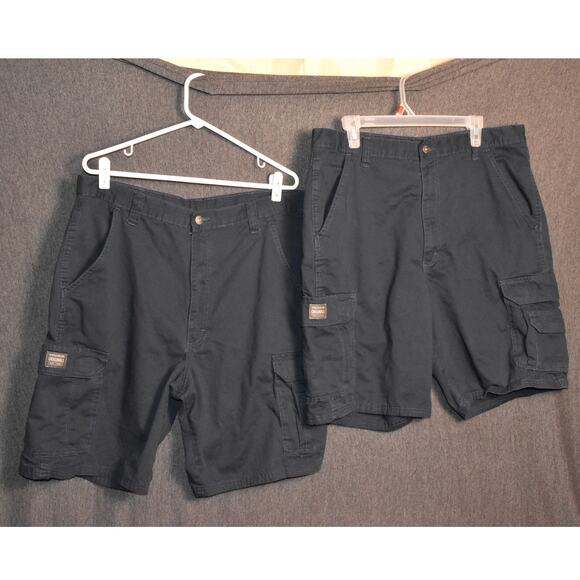 Lot of 2 Wrangler Originals Cargo Shorts Men's 36 Black Utility 7 Pocket - Picture 1 of 6